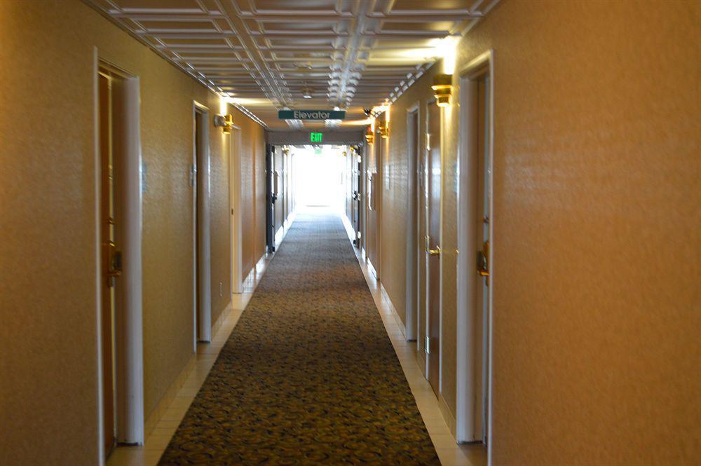 Best Western Plus Liberty Lake Inn Spokane Valley Exterior photo